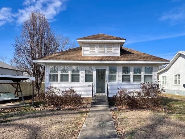 261 Ullin Ave., Ullin, IL 62992