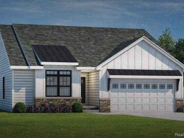 5152 Sandalwood Circle, Grand Blanc, MI 48439