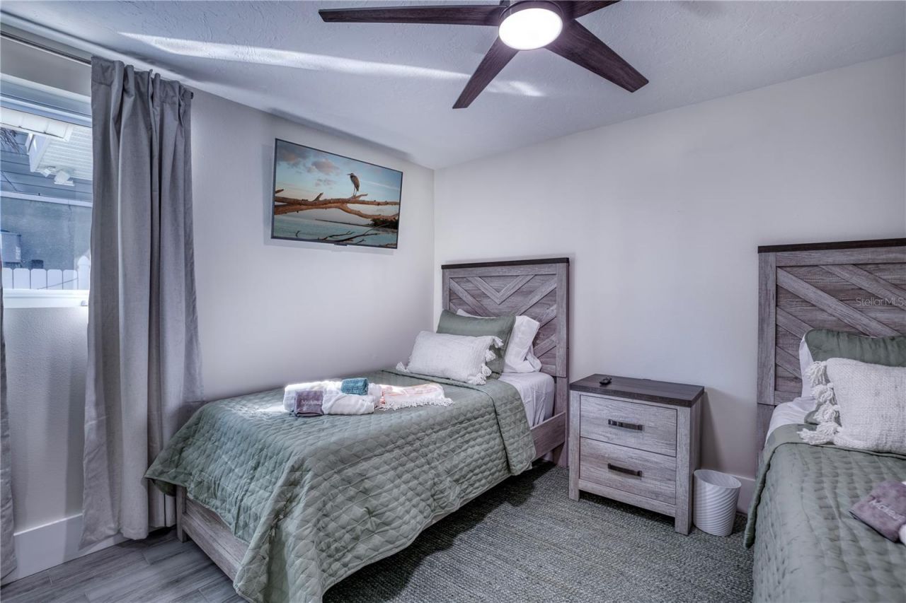 3604 Gulf Drive, Unit A and B, Holmes Beach, FL 34217 Photo