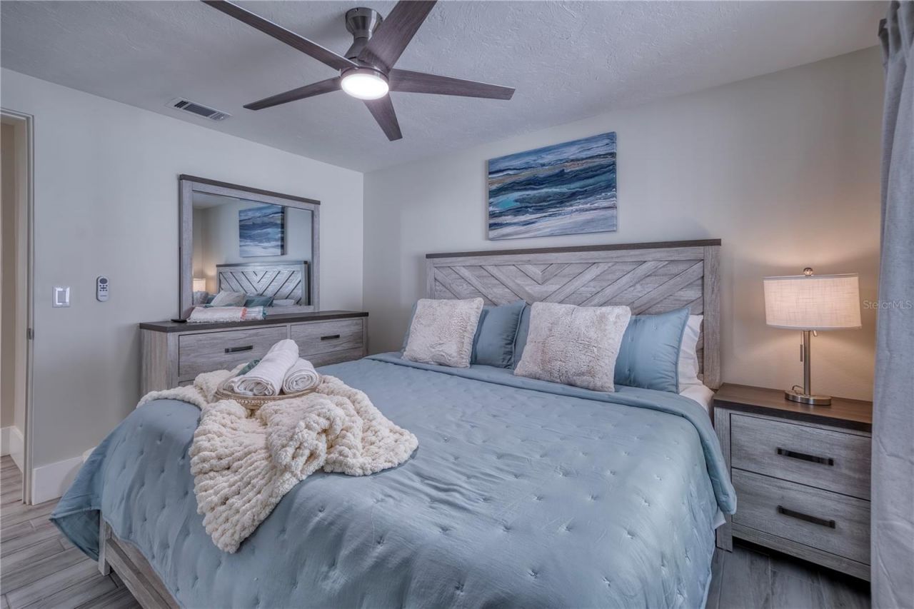 3604 Gulf Drive, Unit A and B, Holmes Beach, FL 34217 Photo