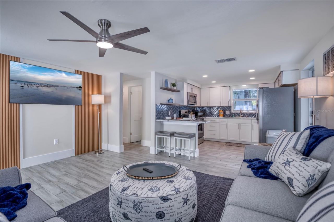 3604 Gulf Drive, Unit A and B, Holmes Beach, FL 34217 Photo