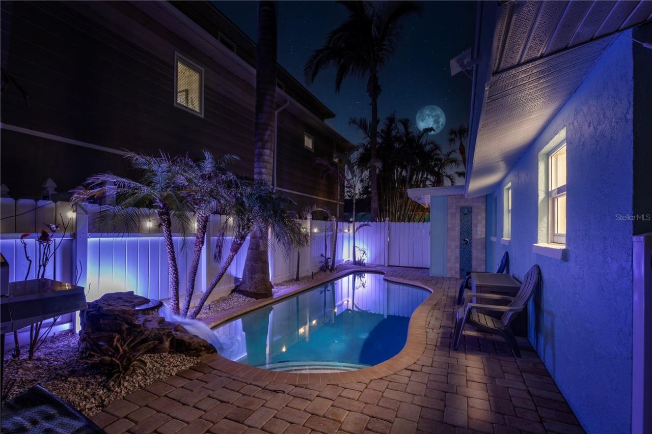 3604 Gulf Drive, Unit A and B, Holmes Beach, FL 34217 Photo