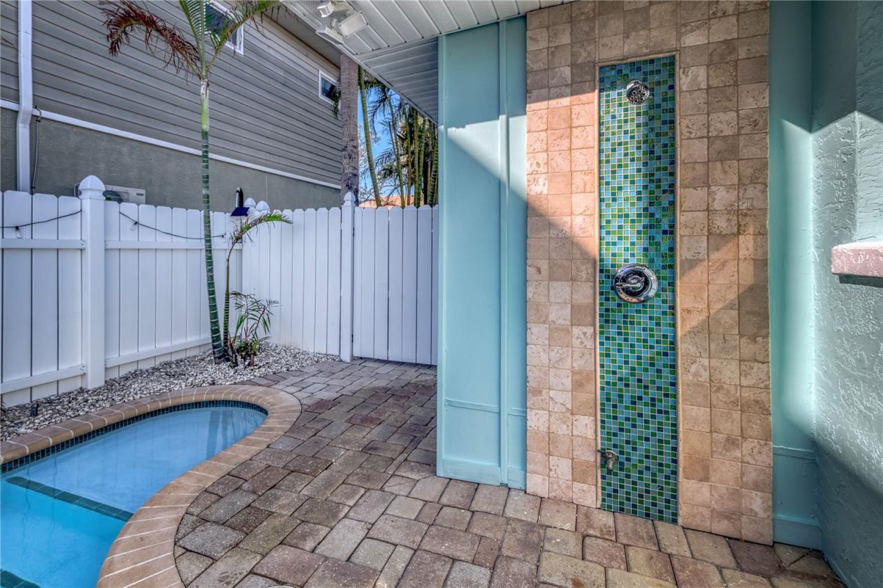 3604 Gulf Drive, Unit A and B, Holmes Beach, FL 34217 Photo