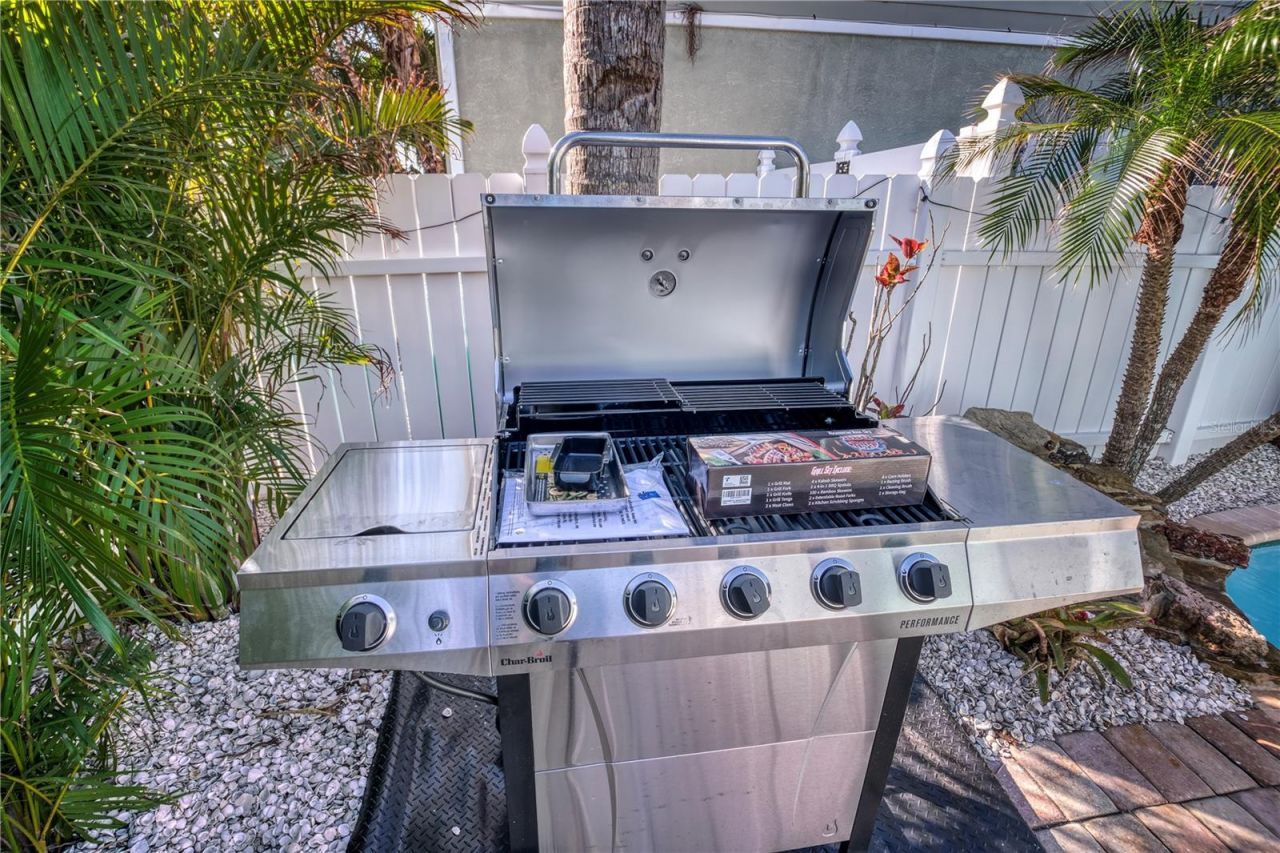 3604 Gulf Drive, Unit A and B, Holmes Beach, FL 34217 Photo