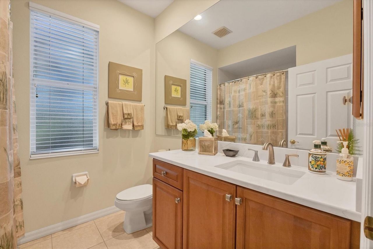 7072 Twin Hills Terrace, Lakewood Ranch, FL 34202 Photo