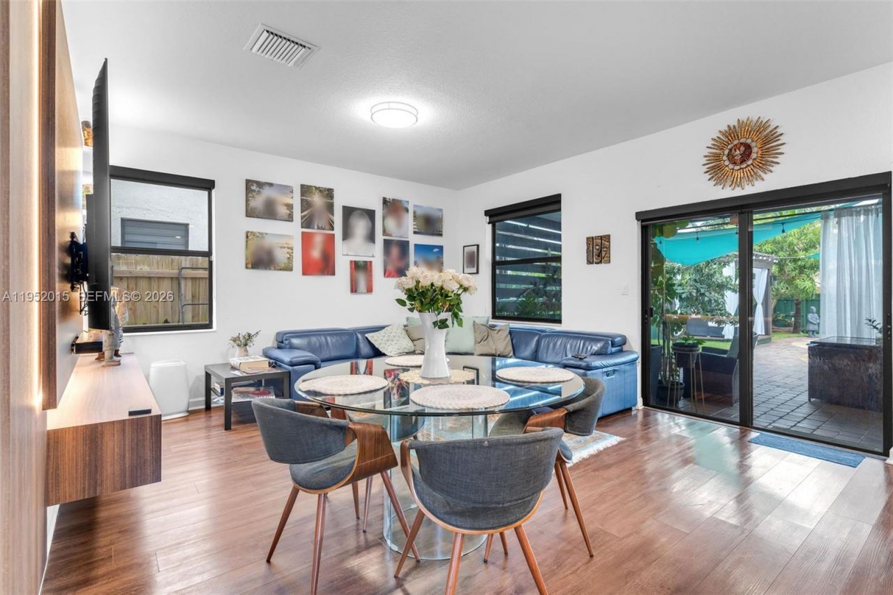 25010 SW 107th Ct, Miami, FL 33032 Photo