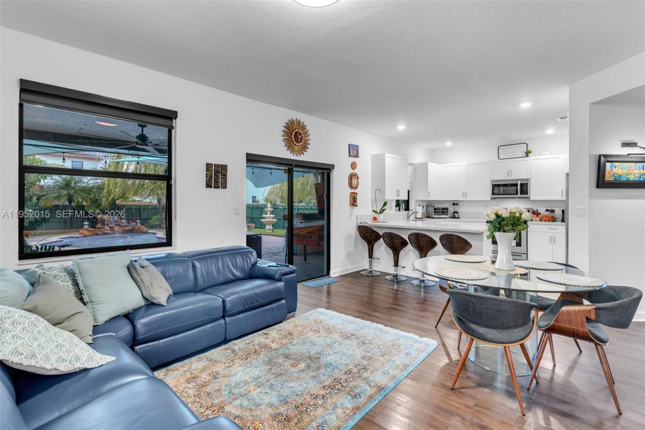 25010 SW 107th Ct, Miami, FL 33032 Photo