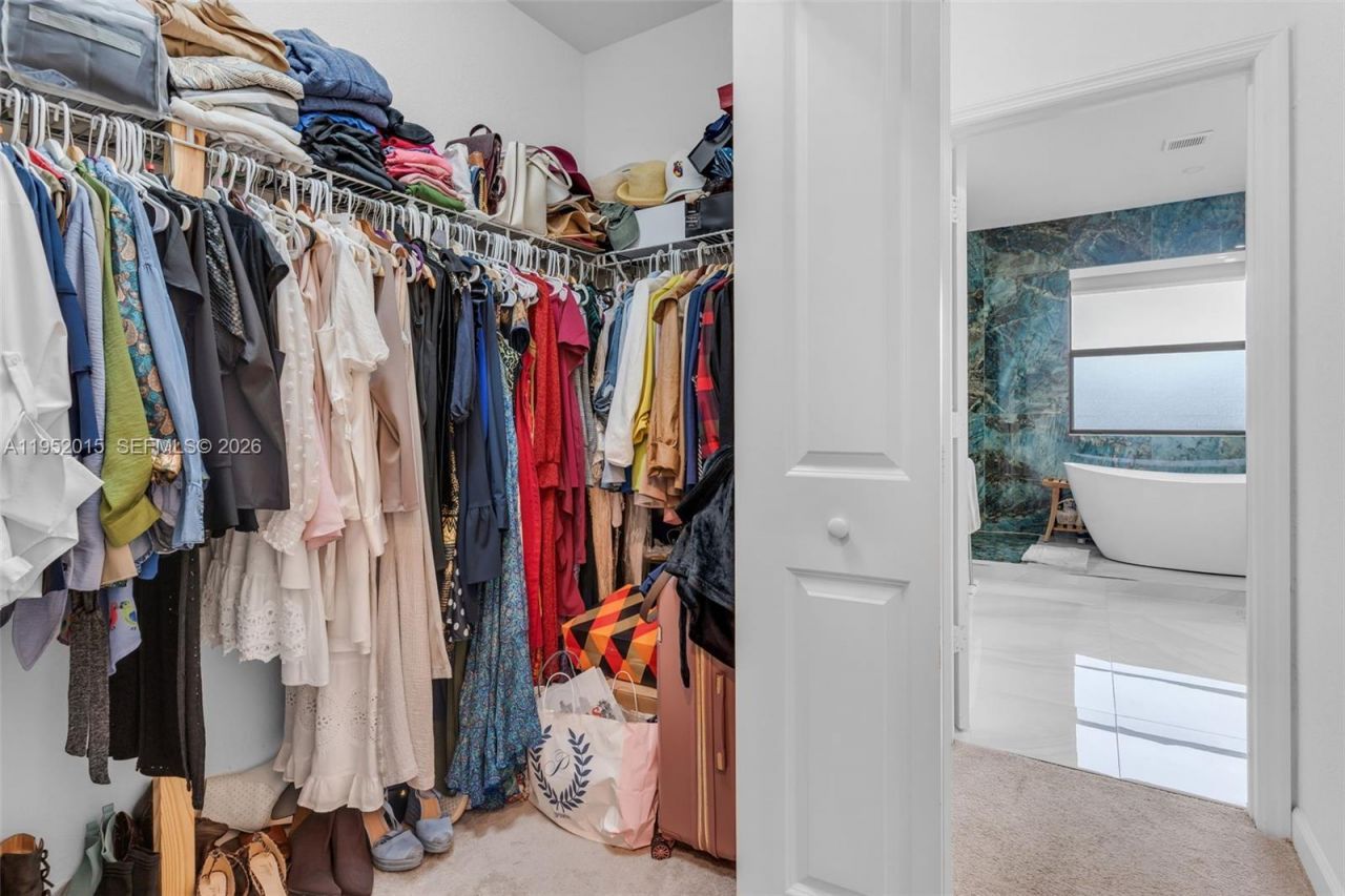 25010 SW 107th Ct, Miami, FL 33032 Photo