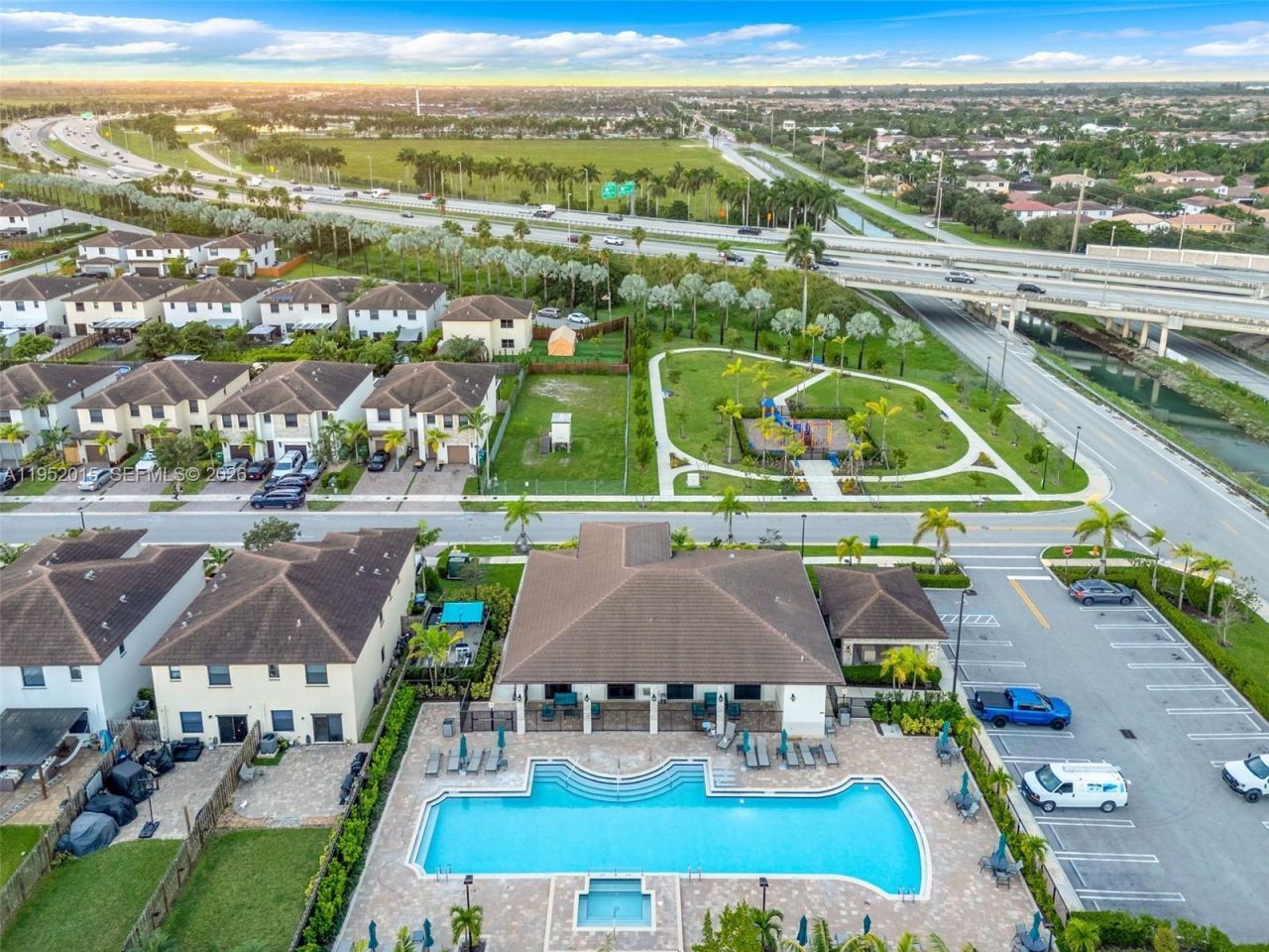 25010 SW 107th Ct, Miami, FL 33032 Photo