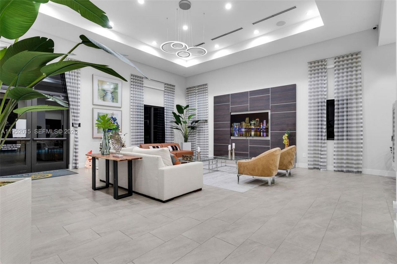 25010 SW 107th Ct, Miami, FL 33032 Photo