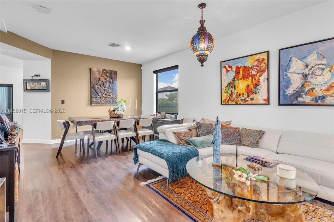 25010 SW 107th Ct, Miami, FL 33032 Photo