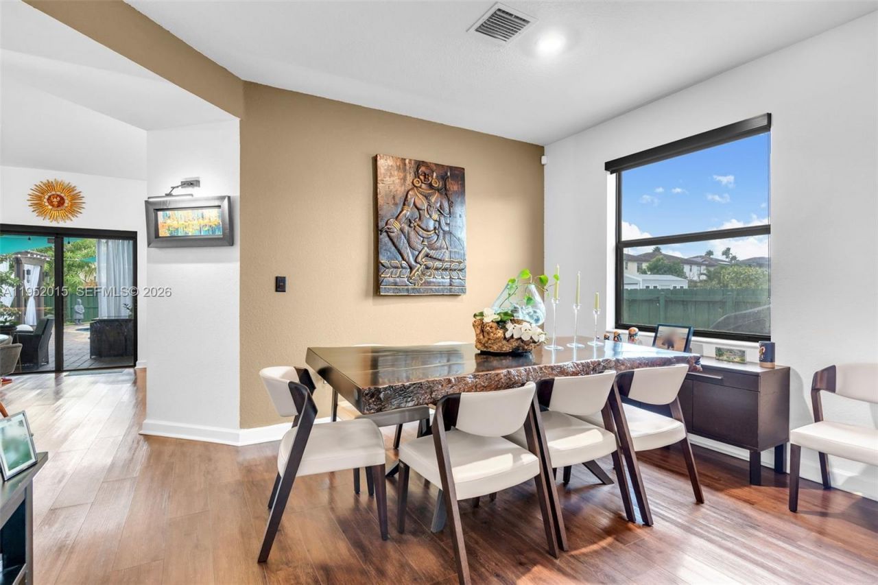 25010 SW 107th Ct, Miami, FL 33032 Photo