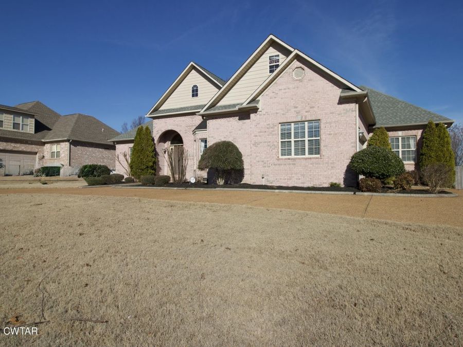 Property Image 4