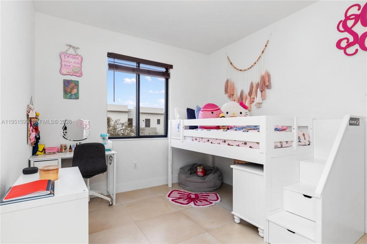 541 SW 91st Ct, Miami, FL 33174 Photo