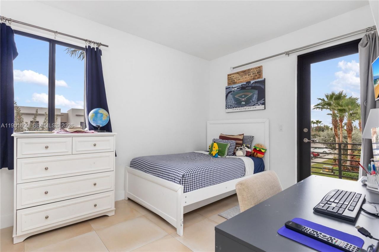 541 SW 91st Ct, Miami, FL 33174 Photo