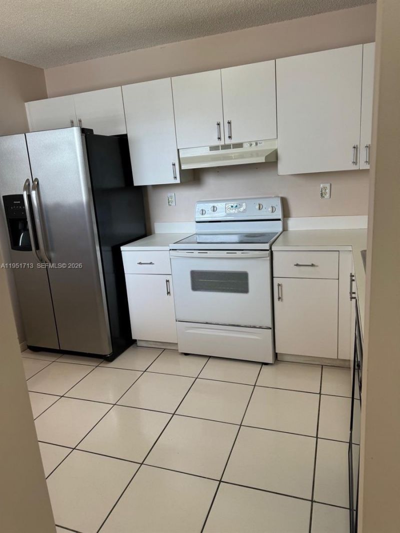 12527 NW 11th Ln, Unit 204, Miami, FL 33182 Photo