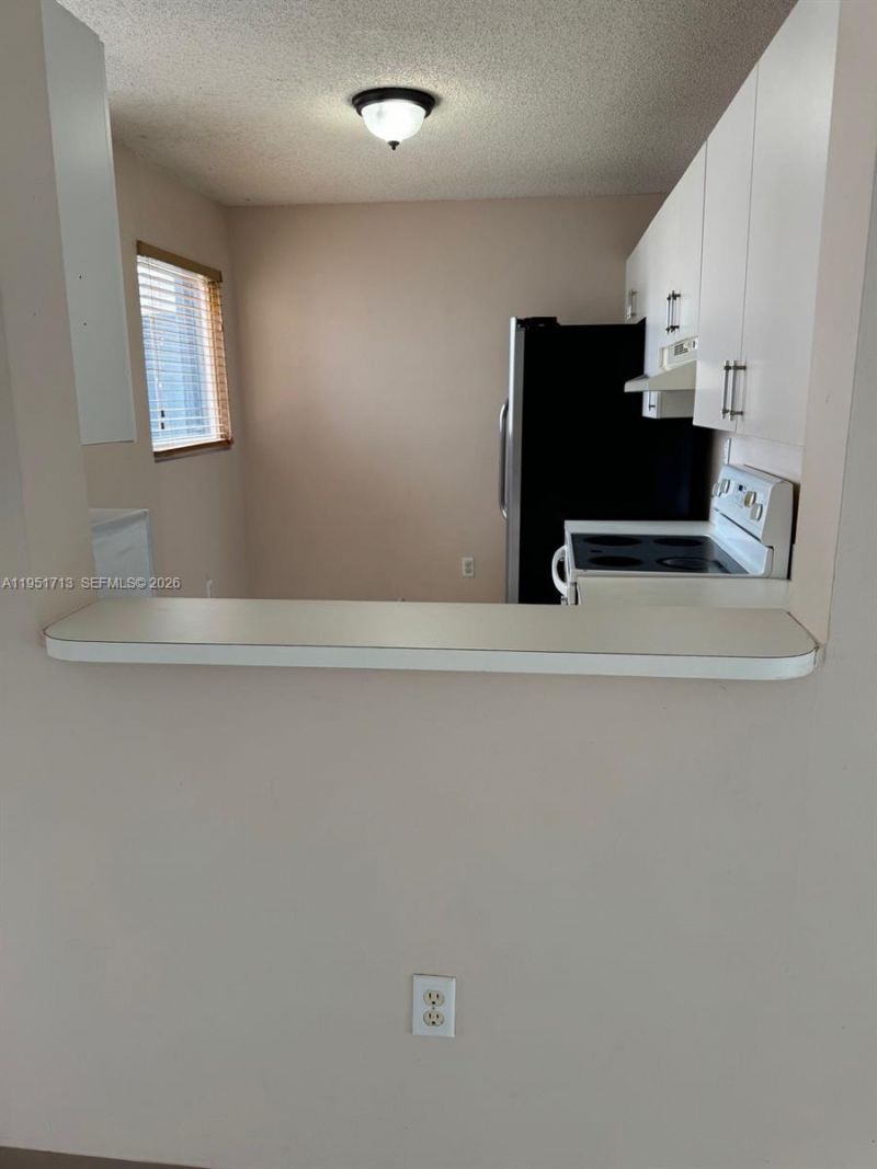 12527 NW 11th Ln, Unit 204, Miami, FL 33182 Photo