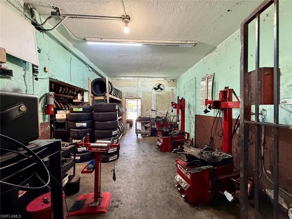 4190 E 4th Ave , Hialeah, FL 33013 Photo