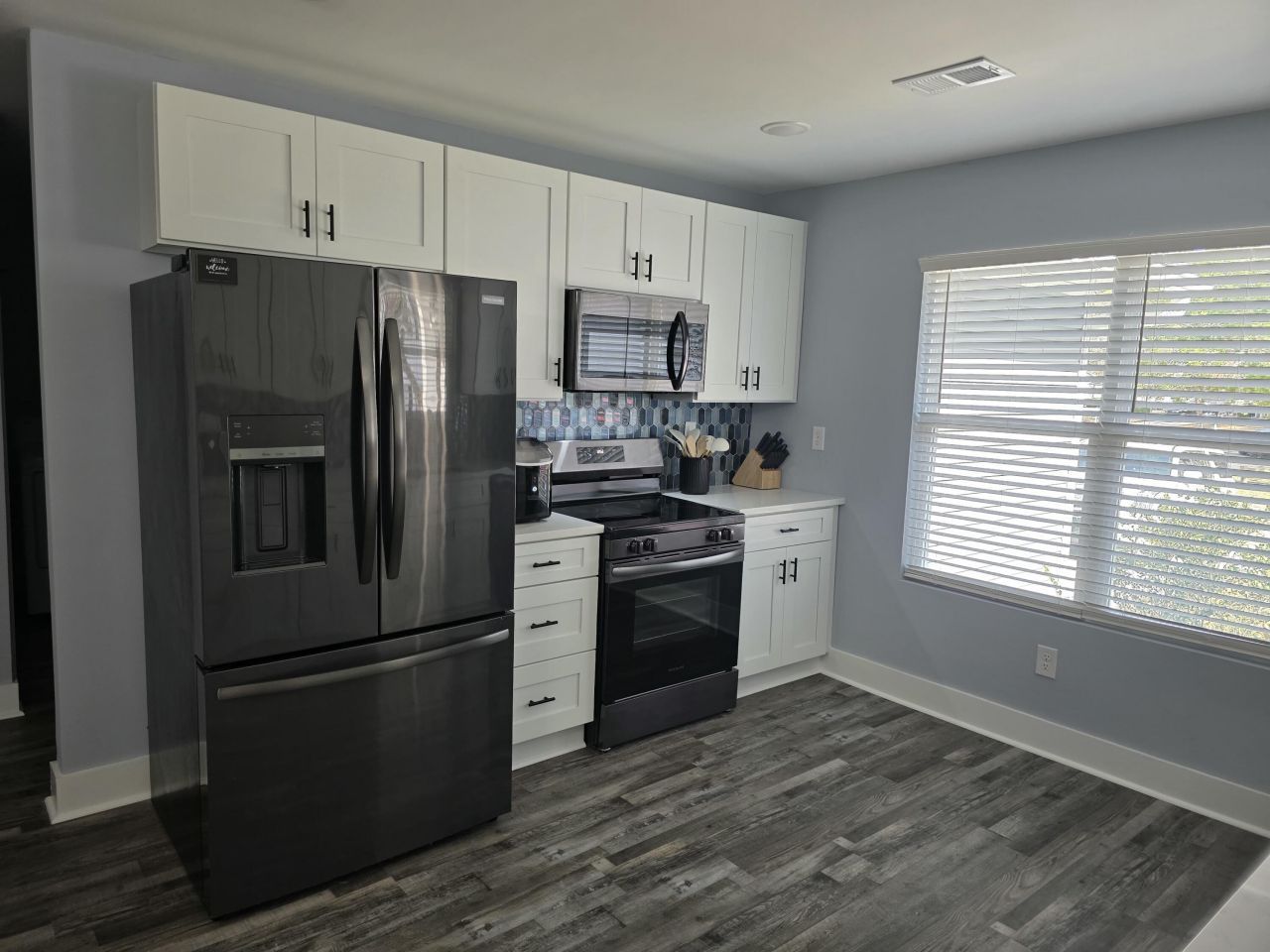 185 Bamert Street Photo 13