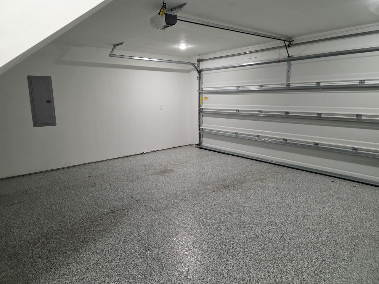 185 Bamert Street Photo 28