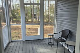 185 Bamert Street photo 4