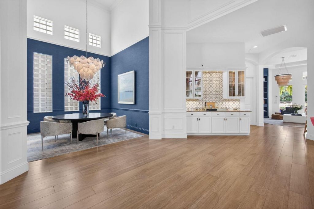 734 Cote Azur Drive, Palm Beach Gardens, FL 33410 Photo