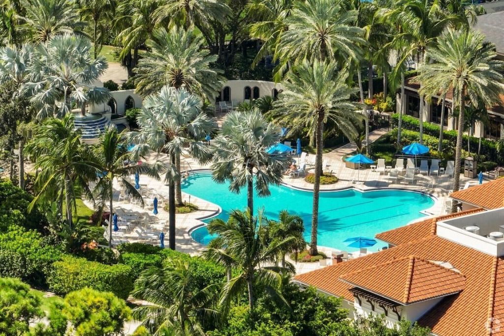 734 Cote Azur Drive, Palm Beach Gardens, FL 33410 Photo