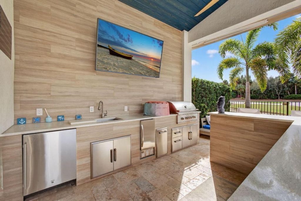 734 Cote Azur Drive, Palm Beach Gardens, FL 33410 Photo