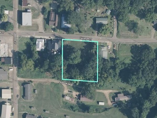 208 Calhoun Street, Water Valley, MS 38965