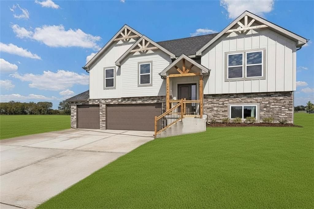 121 SW Nelson Drive, Blue Springs, MO 64014 Main Photo