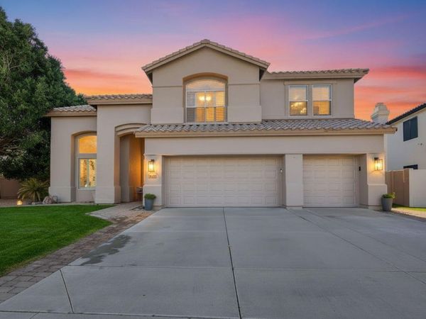 841 W HACKBERRY Drive, Chandler, AZ 85248