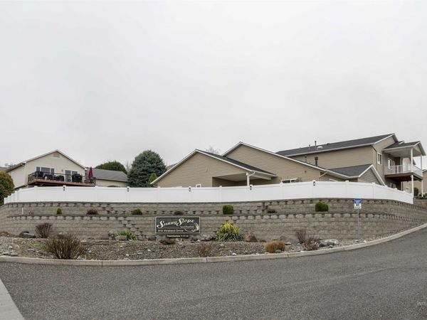 910 Vineland Dr, Unit 6, Clarkston, WA 99403