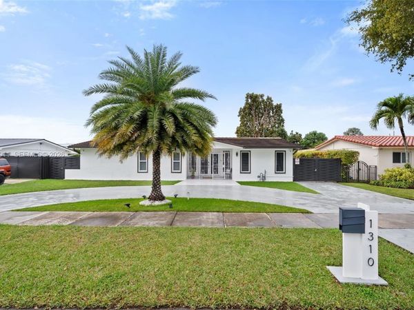1310 SW 78th Ave, Miami, FL 33144