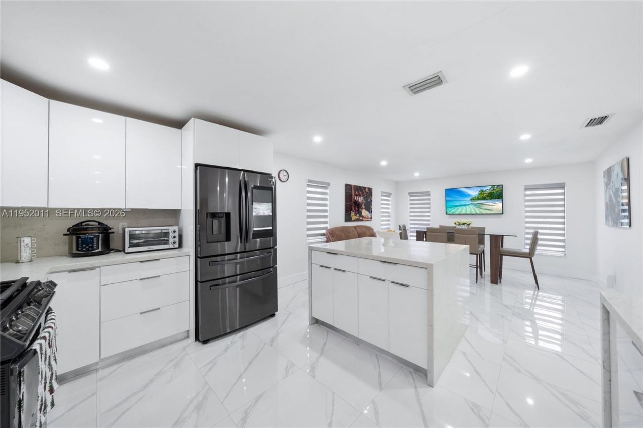 1310 SW 78th Ave, Miami, FL 33144 Photo