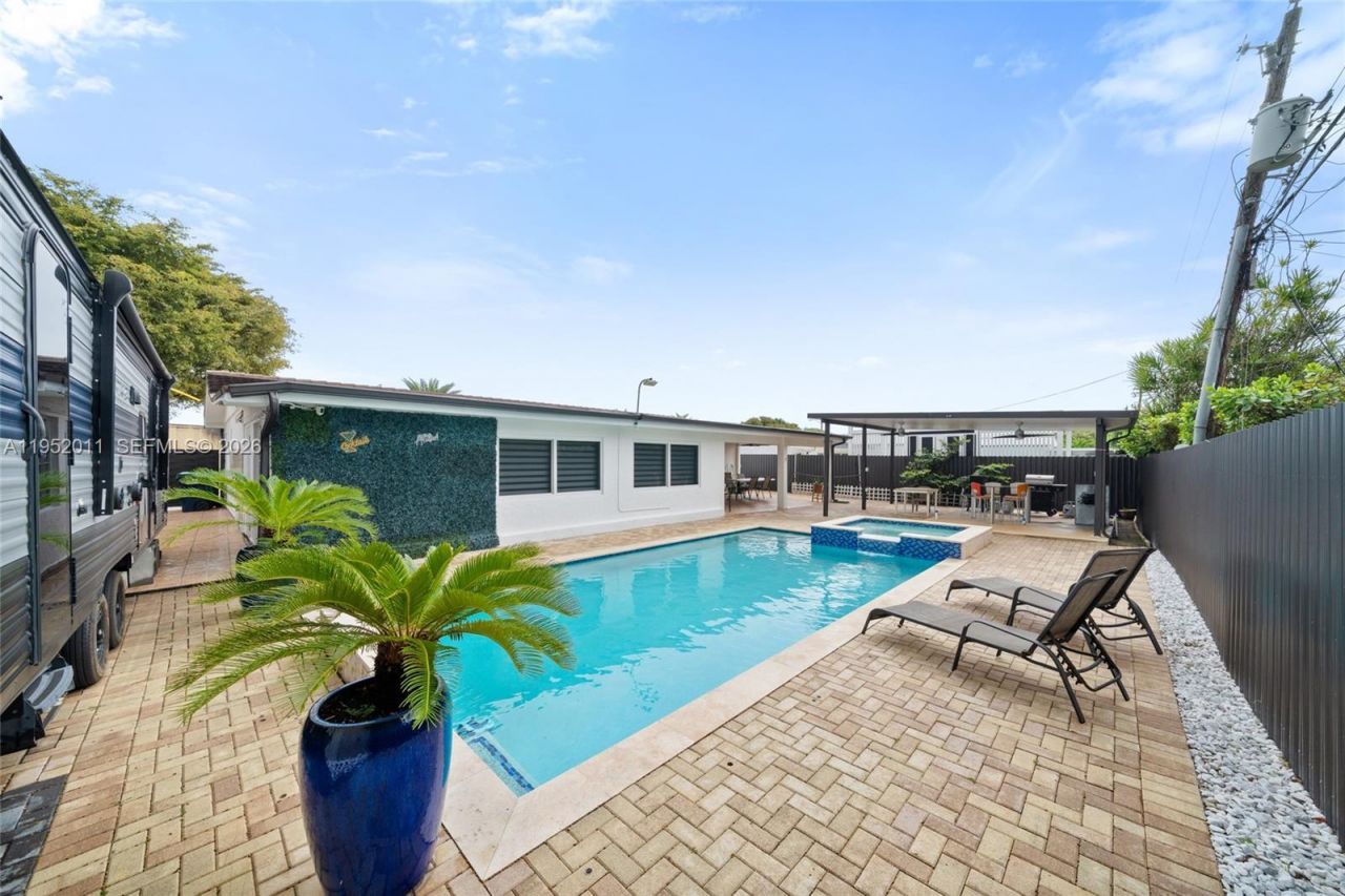 1310 SW 78th Ave, Miami, FL 33144 Photo