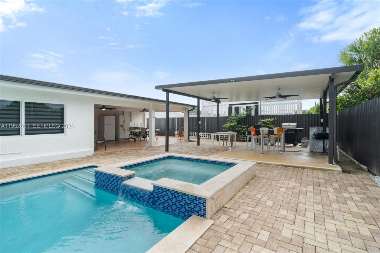 1310 SW 78th Ave, Miami, FL 33144 Photo