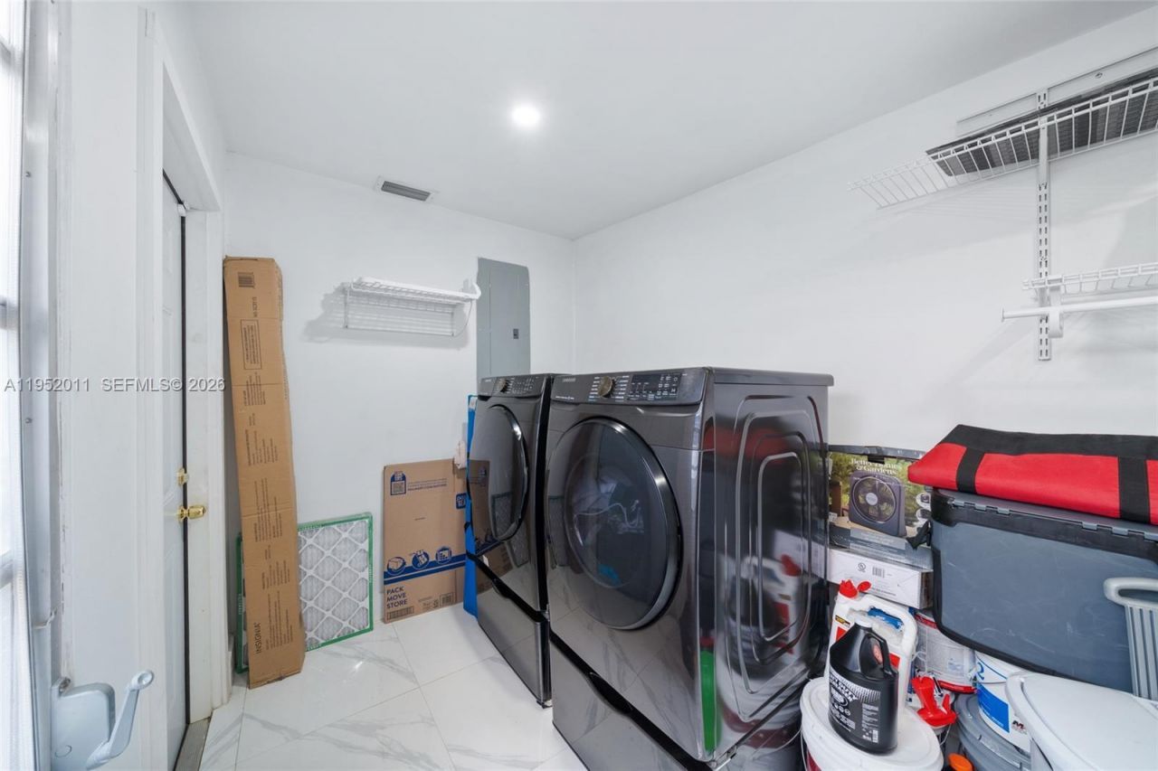 1310 SW 78th Ave, Miami, FL 33144 Photo