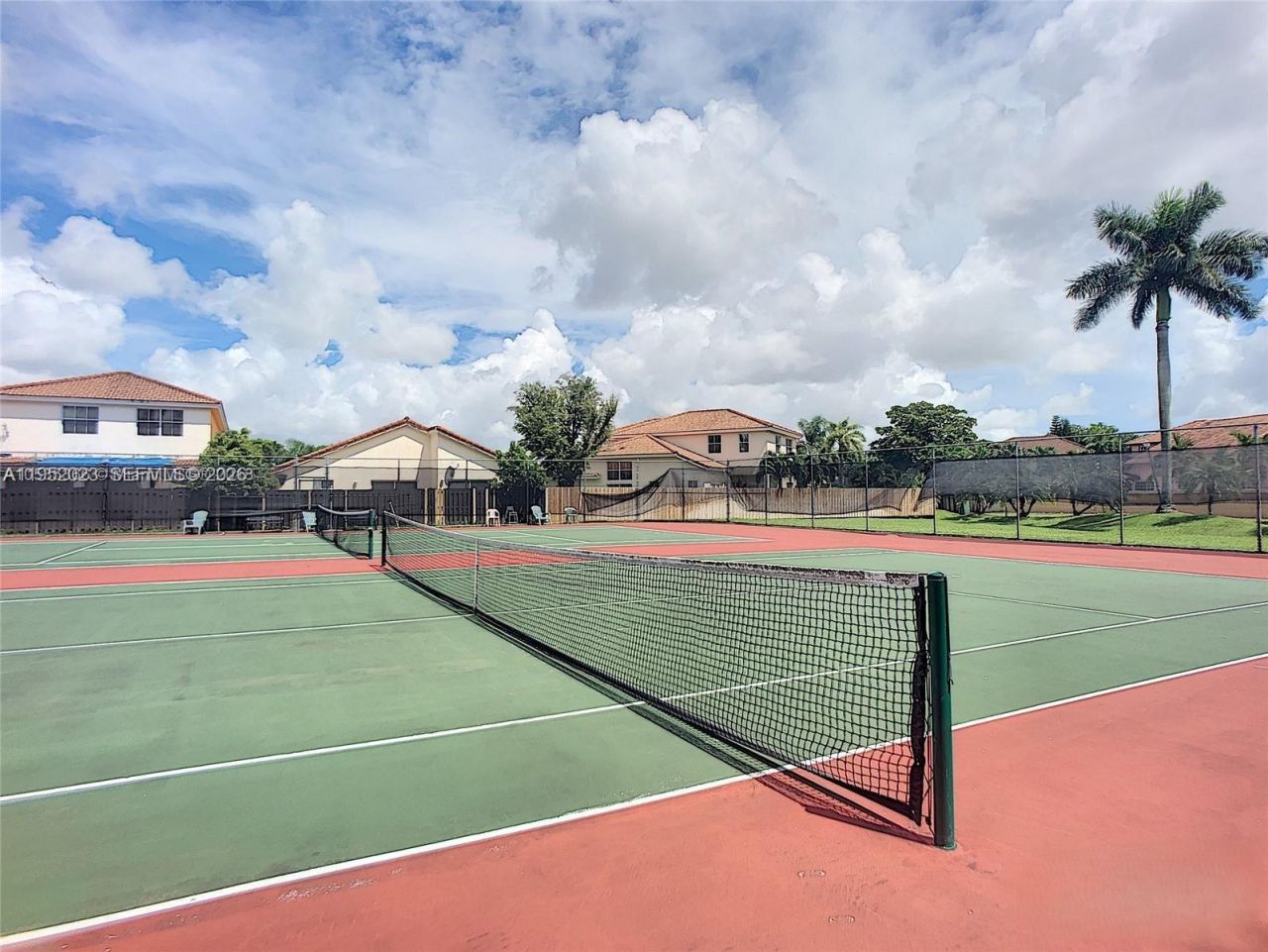 1090 NW 123rd Ct, Unit 816, Miami, FL 33182 Photo