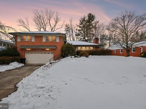 3323 BROOKLAWN TERRACE, CHEVY CHASE, MD 20815