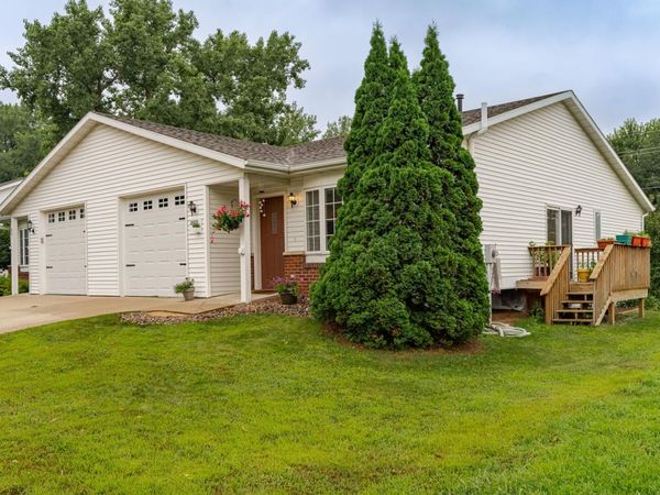 2809 Northern Valley Drive NE, Rochester, MN 55906