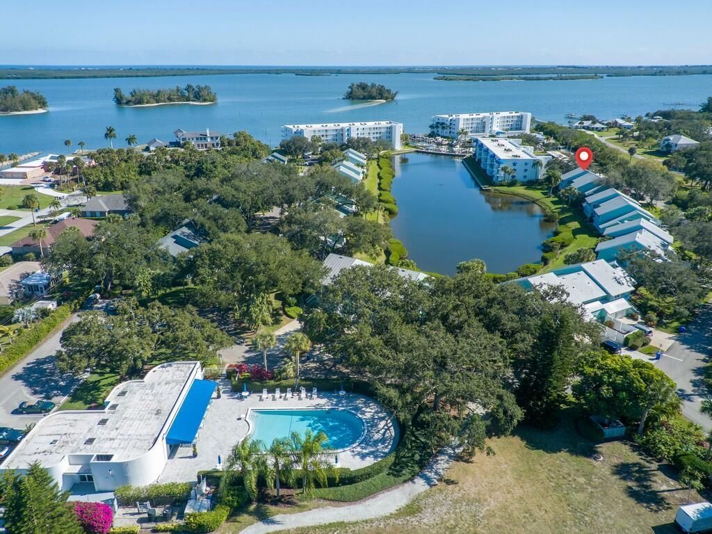 6206 S River Run Drive, Sebastian, FL 32958 Photo