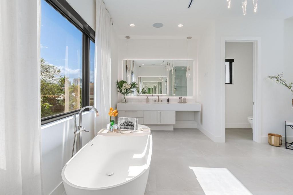 400 NE 4th Street, Boca Raton, FL 33432 Photo