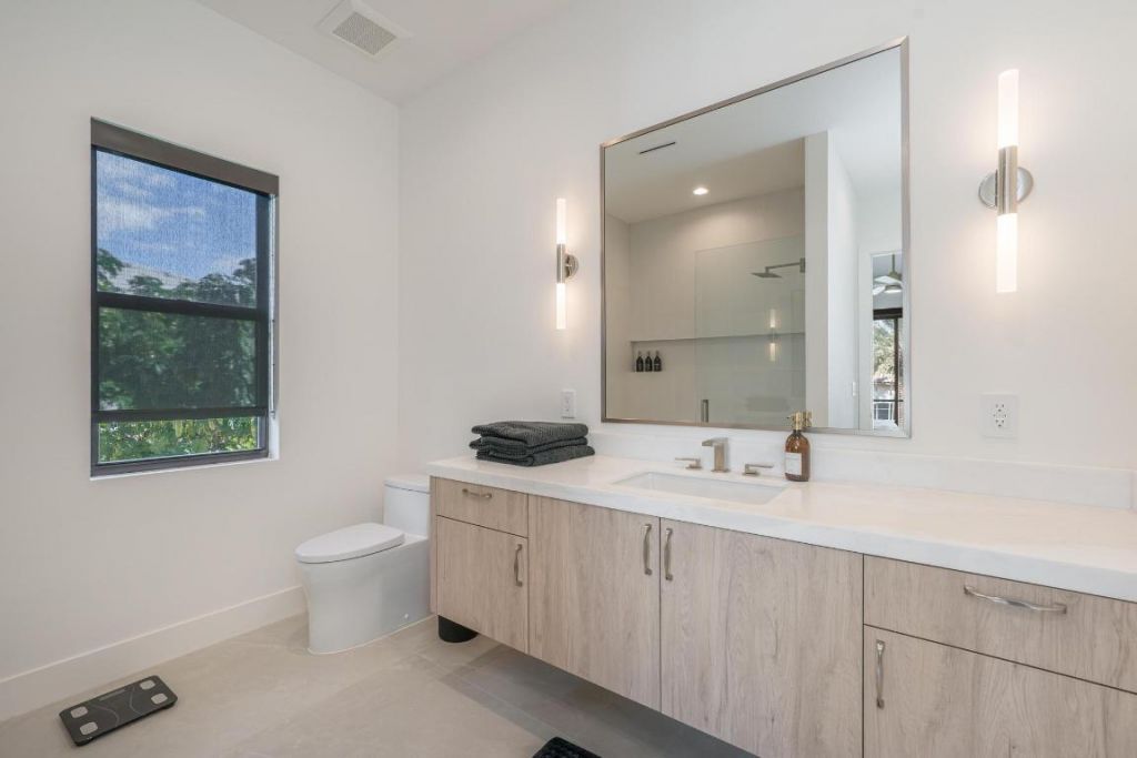 400 NE 4th Street, Boca Raton, FL 33432 Photo