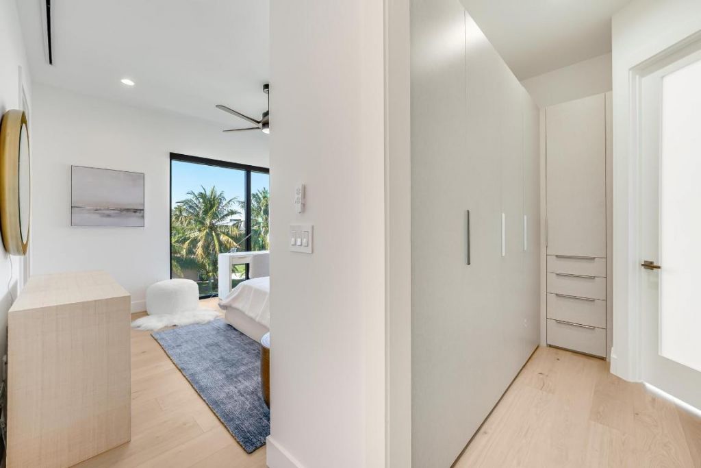 400 NE 4th Street, Boca Raton, FL 33432 Photo