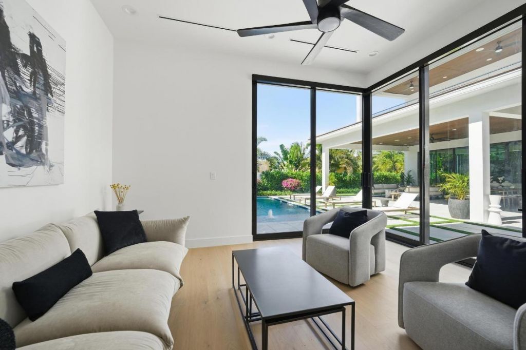 400 NE 4th Street, Boca Raton, FL 33432 Photo