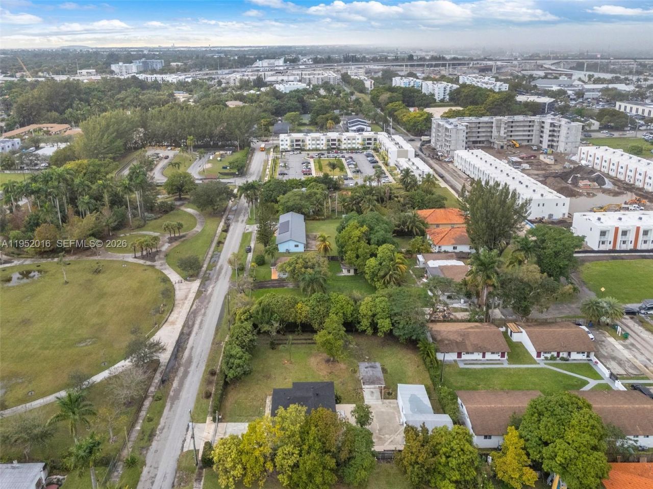 75 NW 160th St, Miami, FL 33169 Photo