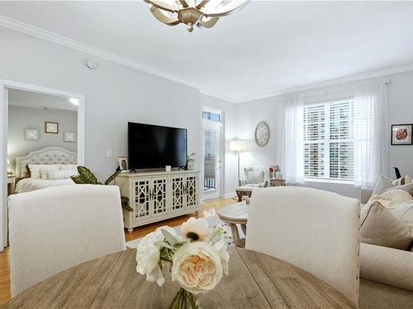 1101 Juniper Street NE, Unit 1220, Atlanta, GA 30309