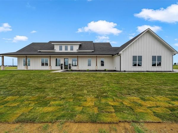 496 Willow Moon Ranch Road, Crawford, TX 76638