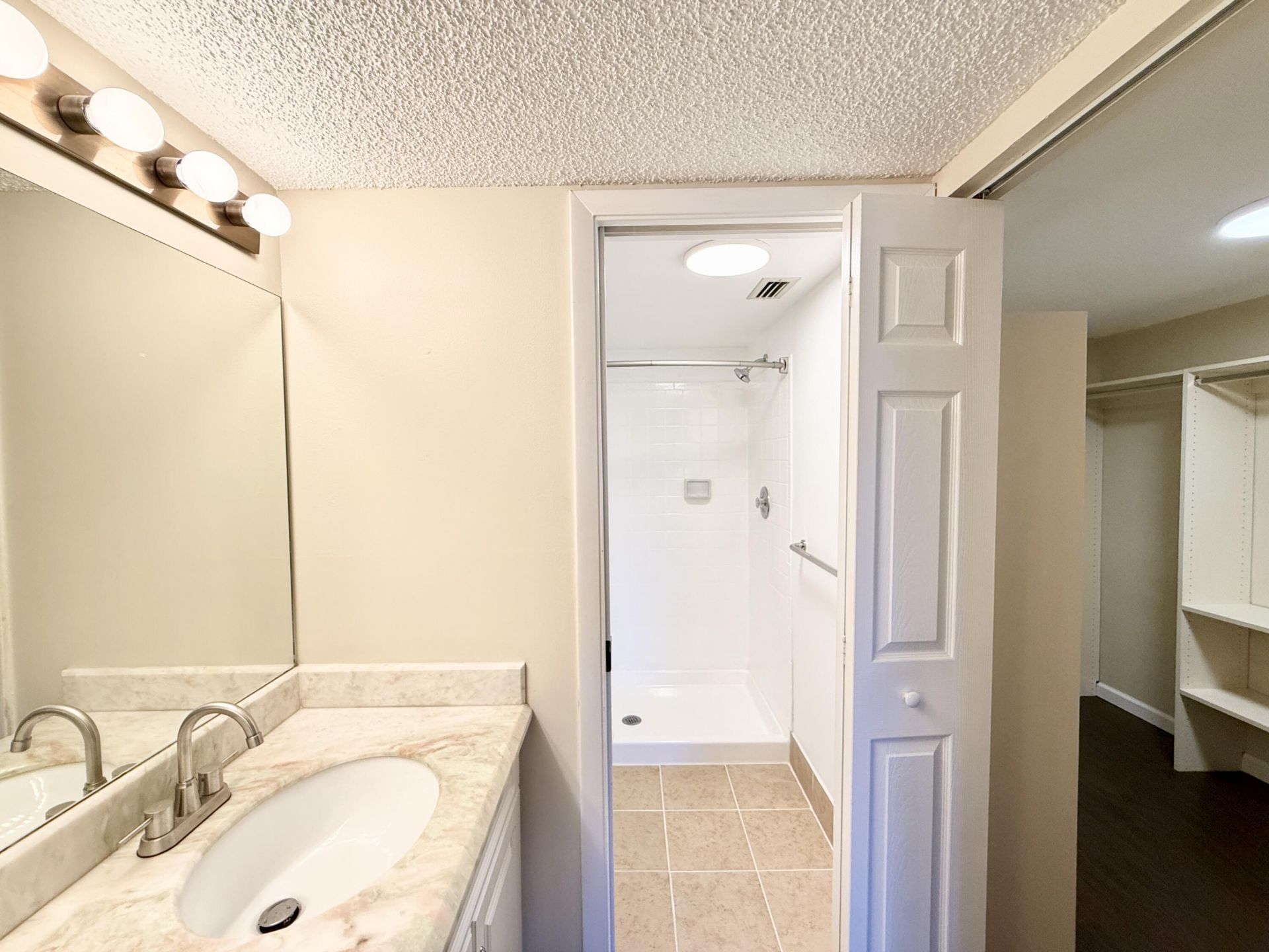 4745 Lucerne Lakes Boulevard, Unit 102, Lake Worth, FL 33467 Photo