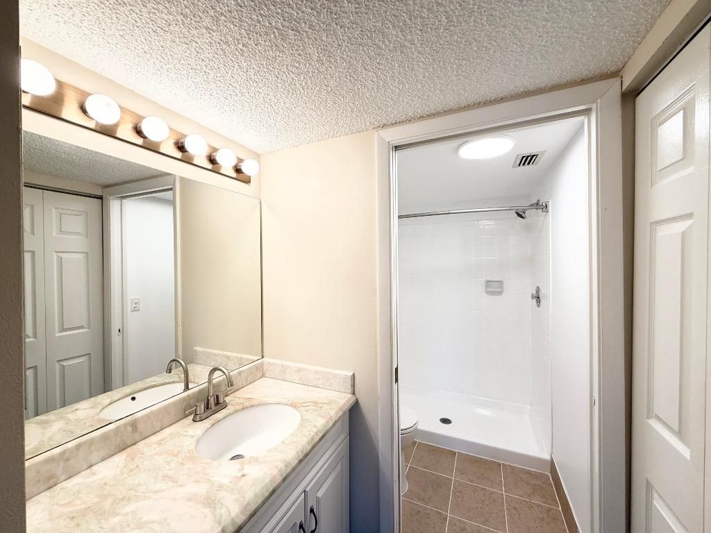 4745 Lucerne Lakes Boulevard, Unit 102, Lake Worth, FL 33467 Photo